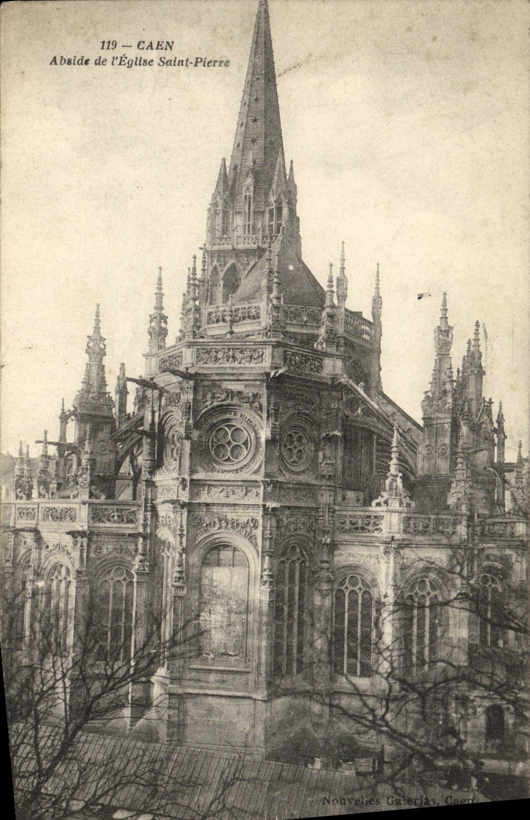 VINTAGE POSTCARD Caen Apse Of the Church Saint Pierre
