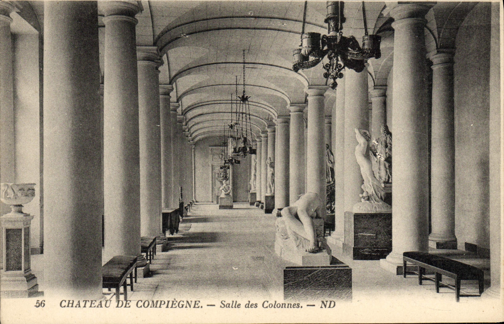 Castillo de la POSTAL de la VENDIMIA del sitio de Compiegne de las columnas