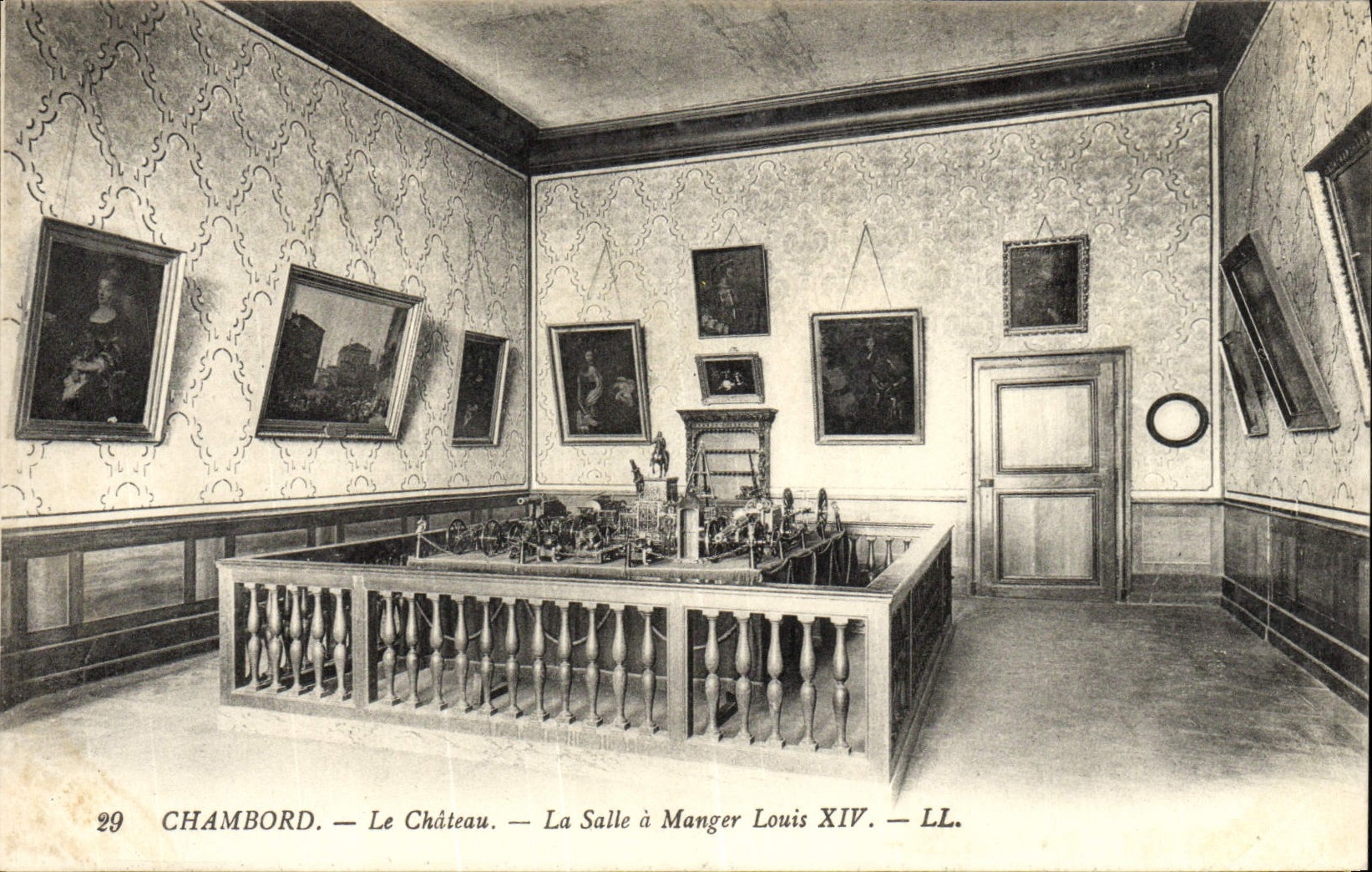 CPA Chambord Le Chateau La Salle A Manger Louis