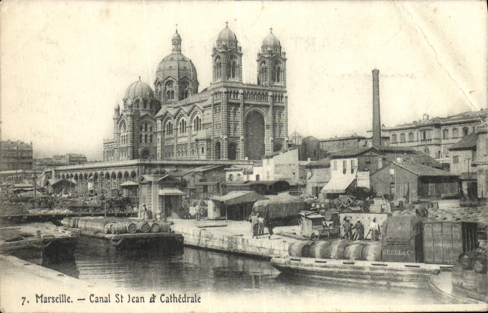 CPA Marseille Canal St Jean Et Cathedrale