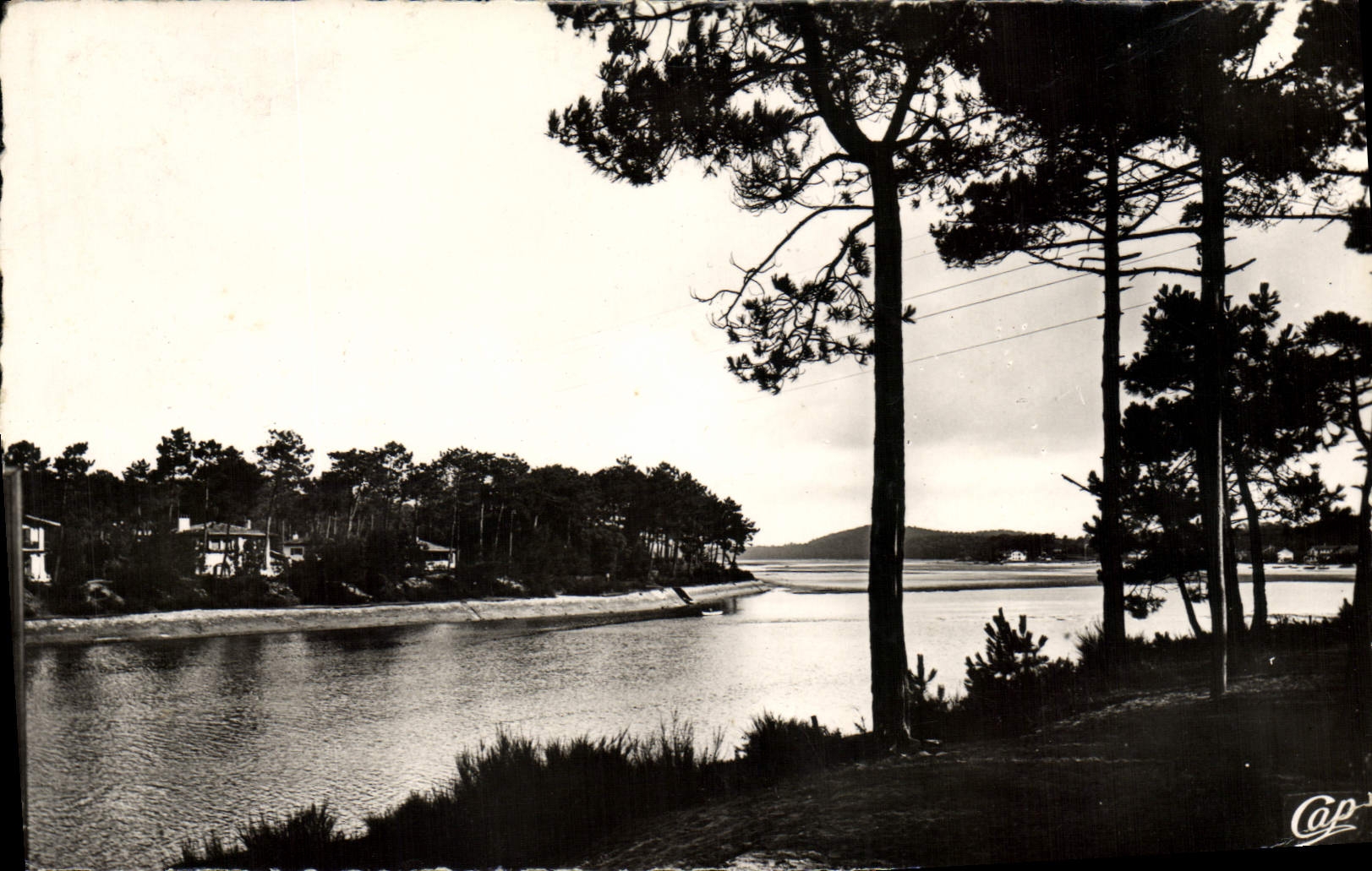 MODERN CARD Hossegor the Lake And the Drill