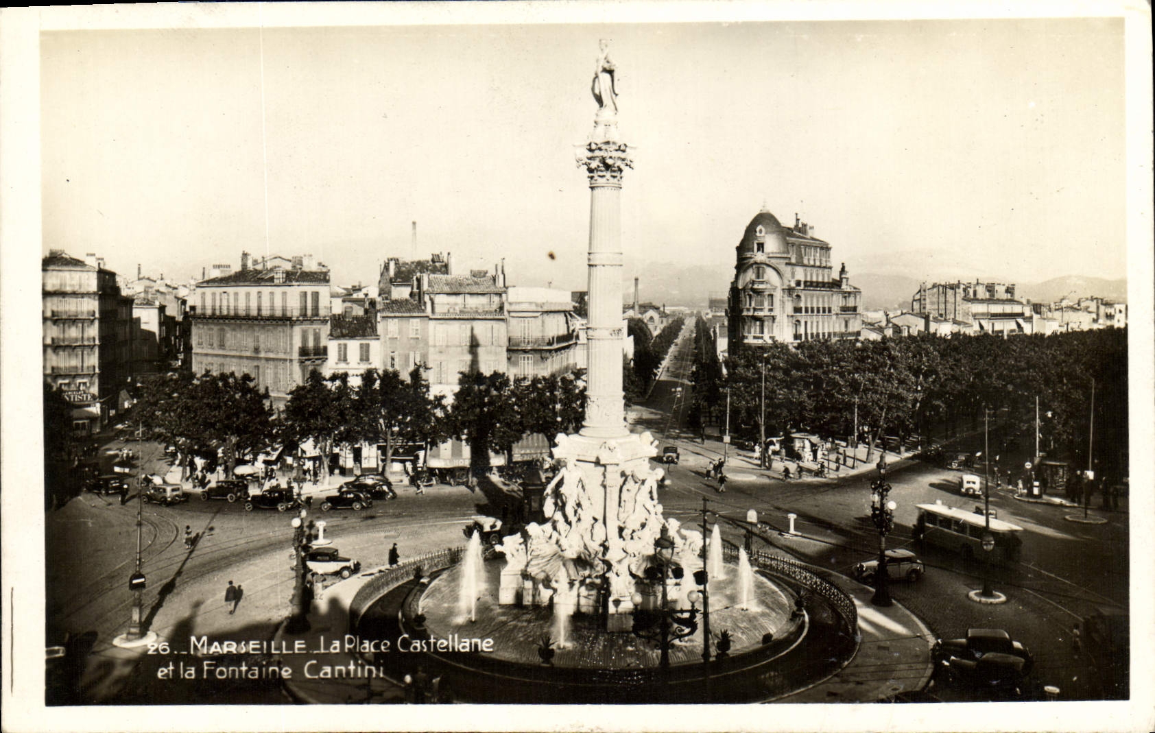 CPA Marseille Le Palce Castellane Et La Fontaine Cantini