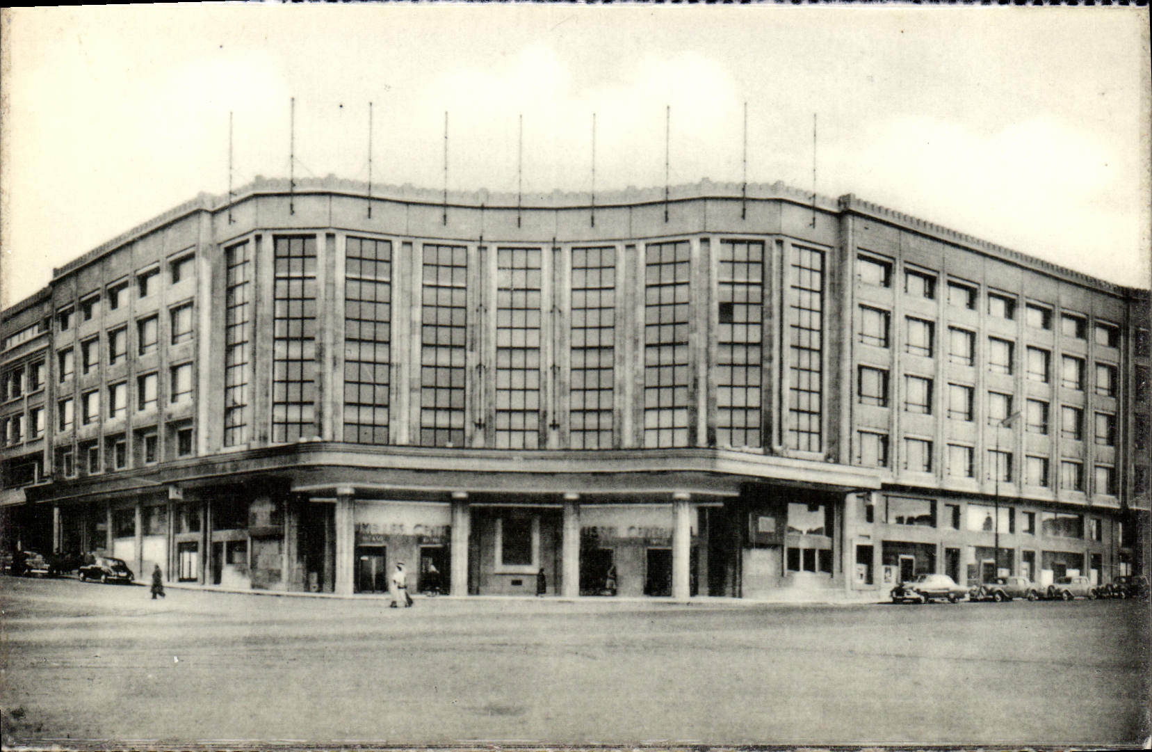 MODERN CARD Brussels Central station