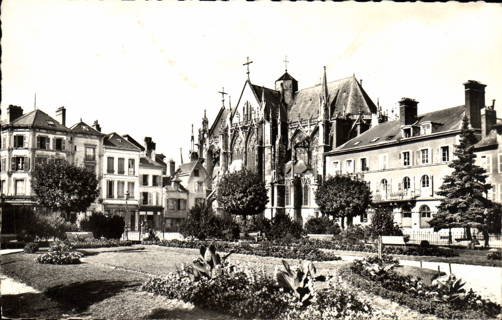 MODERN CARD Troyes Church Urbain Saint And Jardin Of the Prefecture