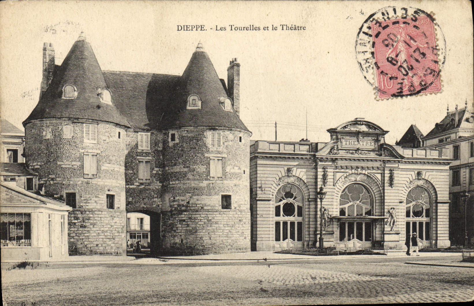 Torrecillas de Dieppe de la POSTAL de la VENDIMIA y el teatro