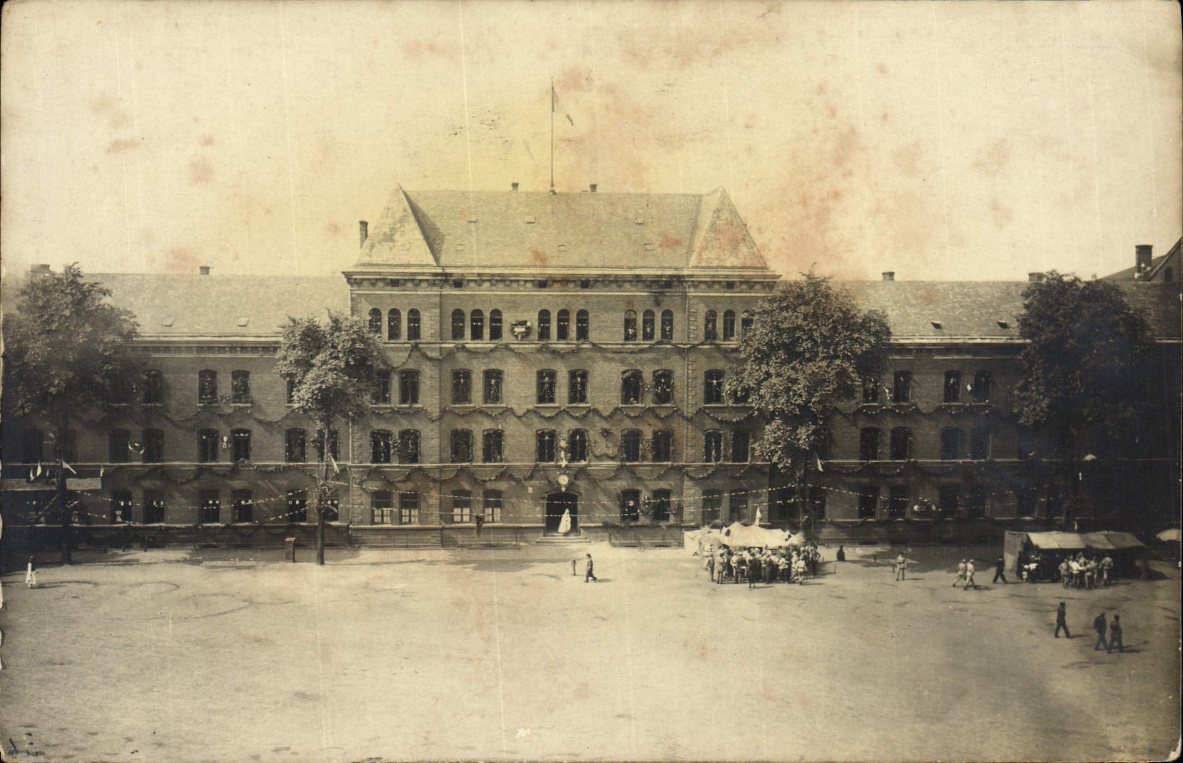 CARTE PHOTO Ernee