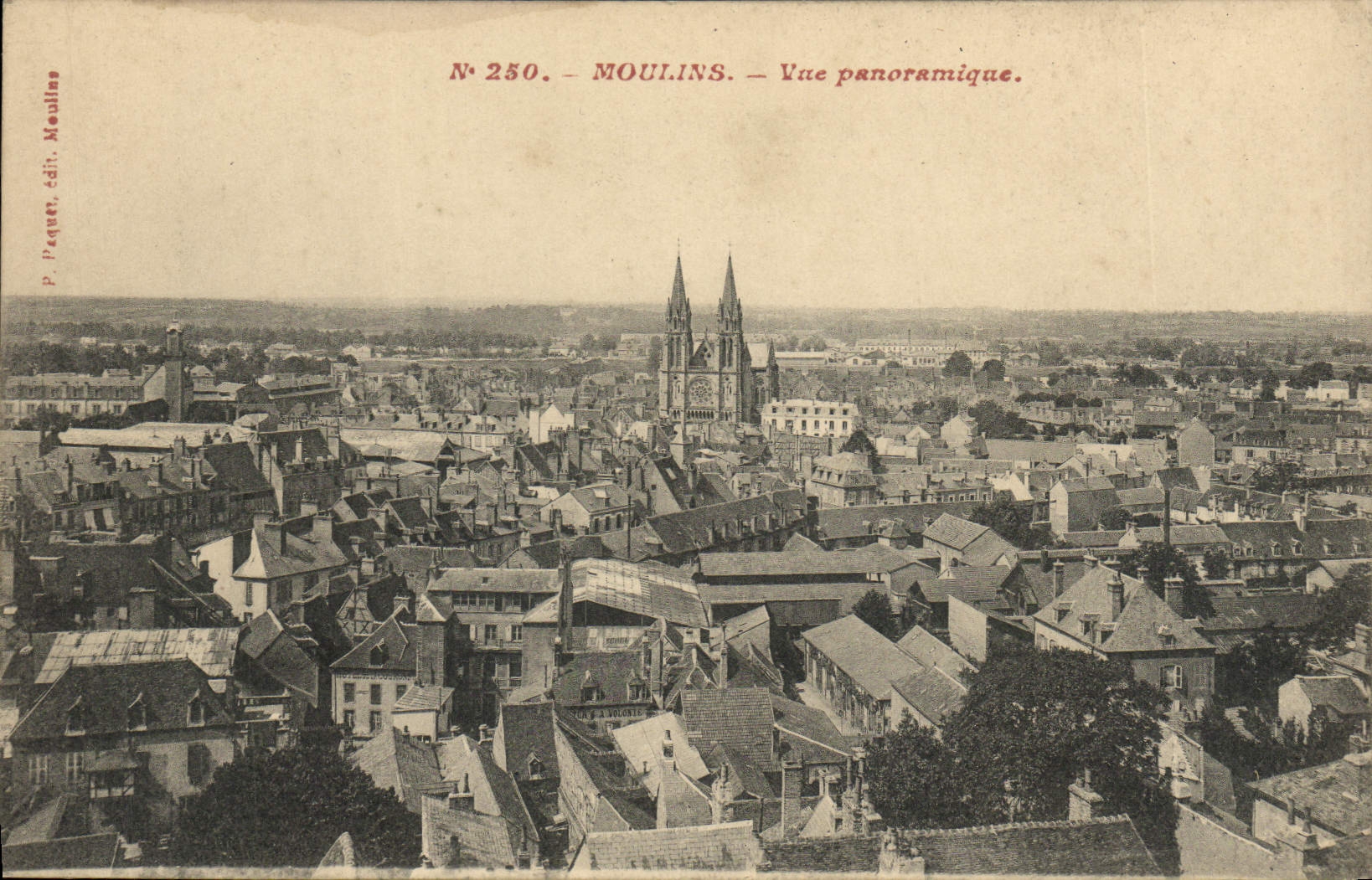 VINTAGE POSTCARD Moulins Panoramic View
