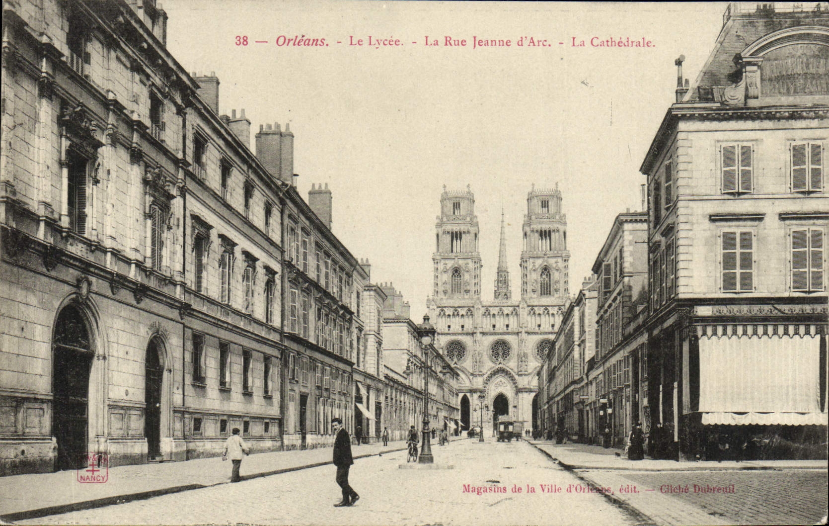 CPA Orleans Le Lysee La Rue Jeanne d'Arc La Cathedrale