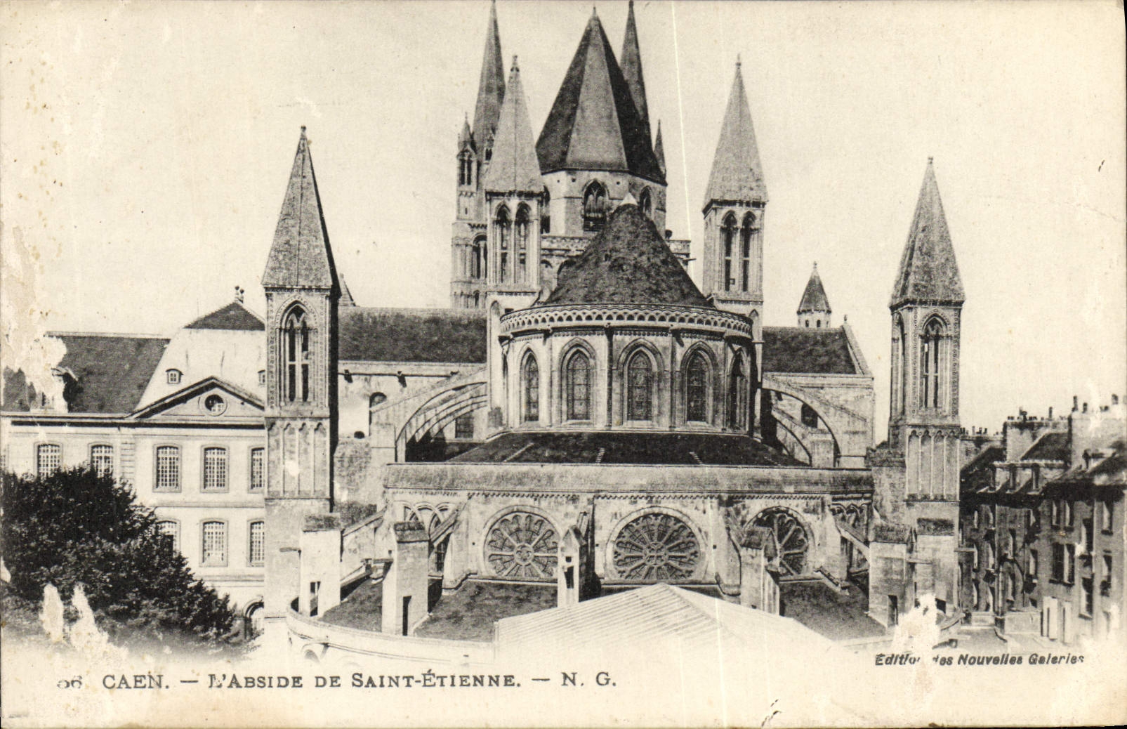 VINTAGE POSTCARD Caen the Apse Of Etienne Saint