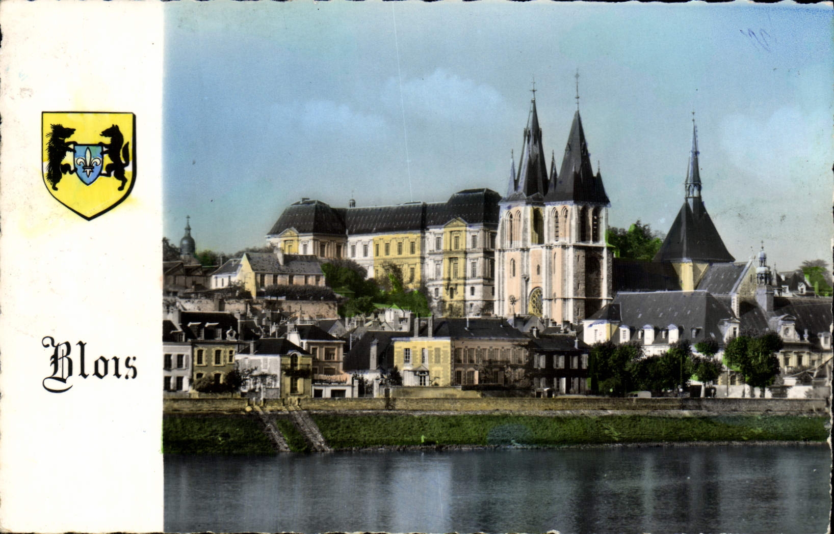 CPM Blois L'eglise Saint Jean et l'hopital