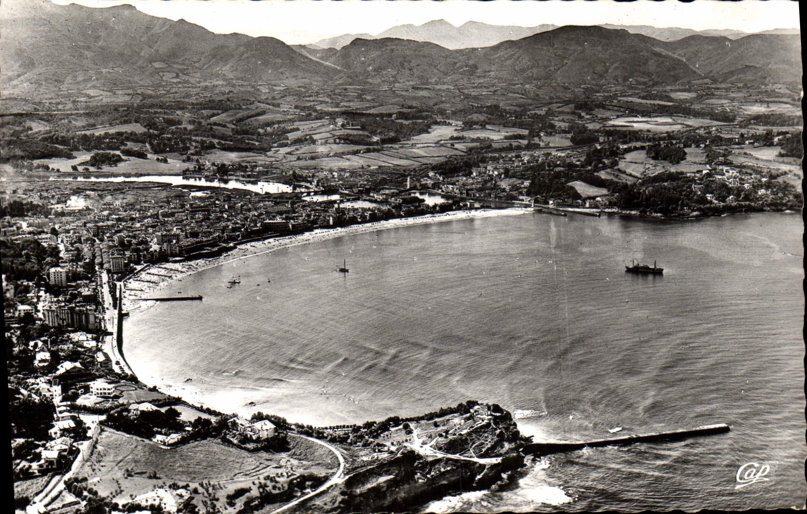 CPM Saint Jean De Luz Vue aerienne