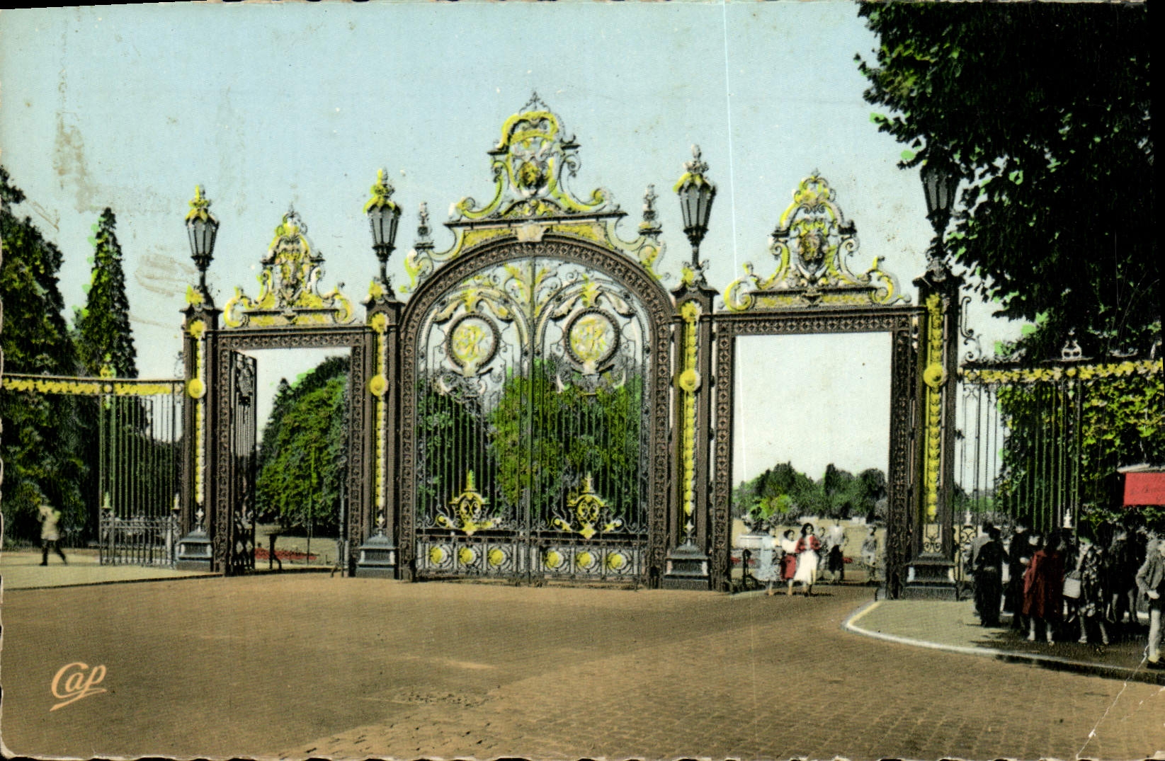 POSTAL MODERNA Lyon entrada del parque de la cabeza del oro