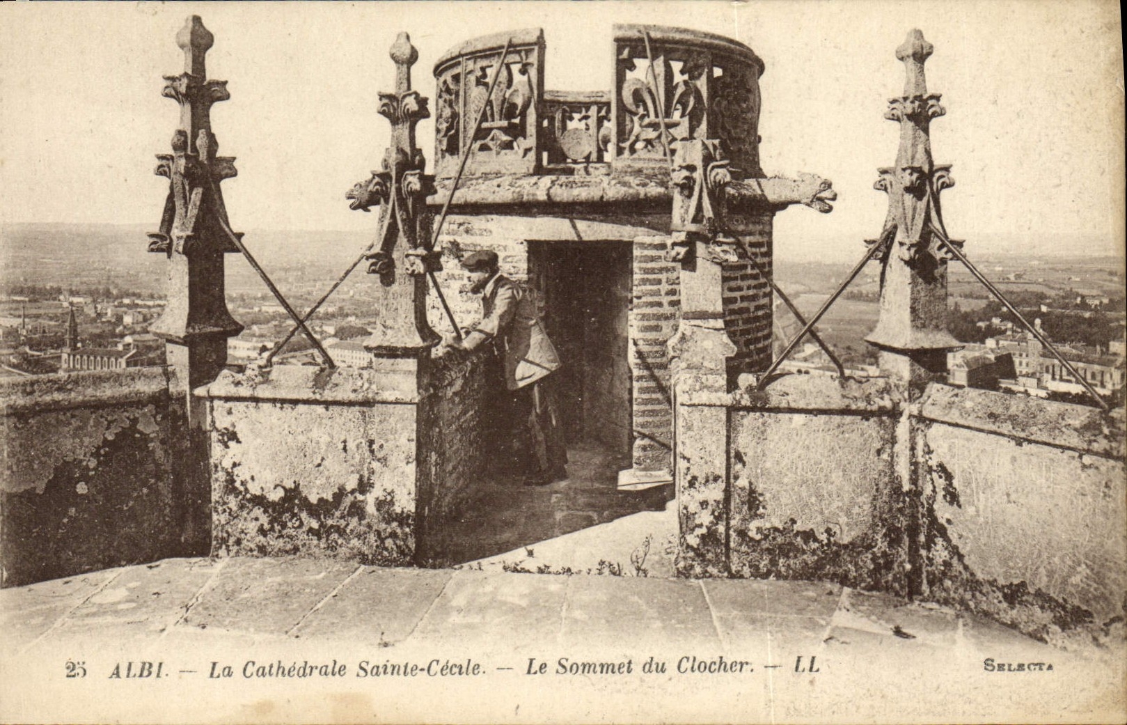 POSTAL Albl de la VENDIMIA la catedral Sainte Cecile la cumbre de la Campana-torre