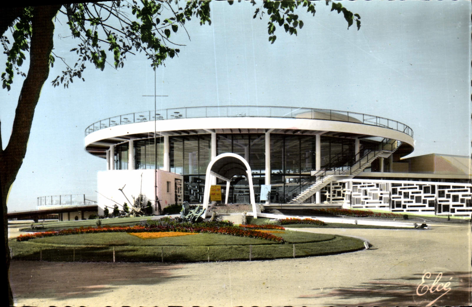 POSTAL MODERNA Royan el cuadro total del casino