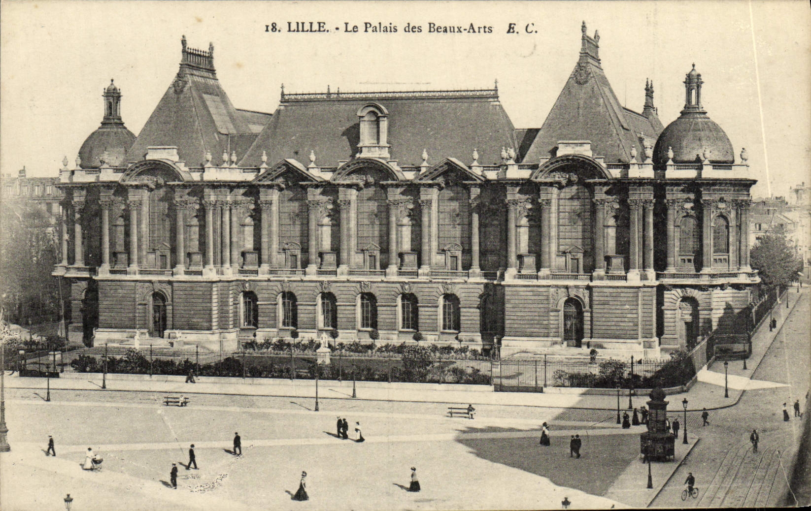 CPA Lille Le palais des Beaux Arts