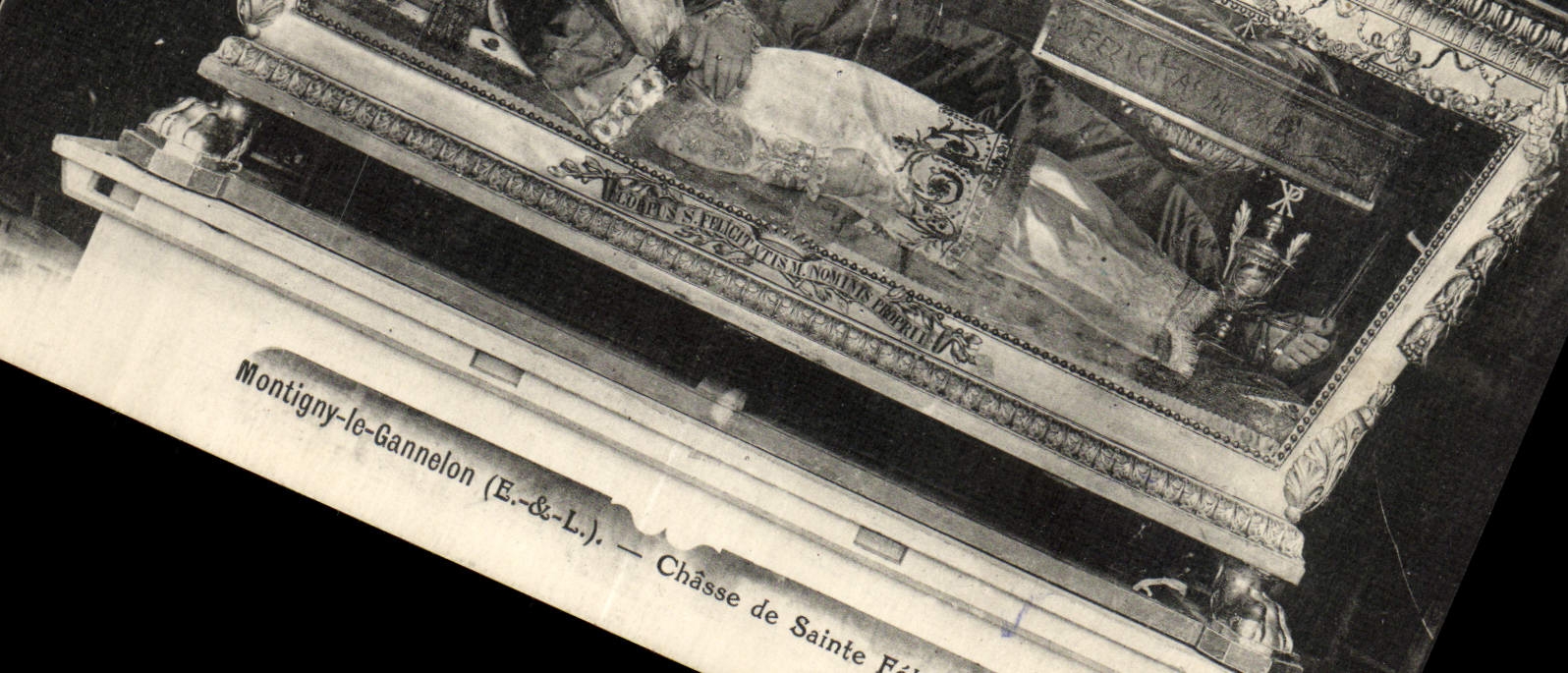 La POSTAL Montigny Gannelon de la VENDIMIA expulsa Sainte felicitado