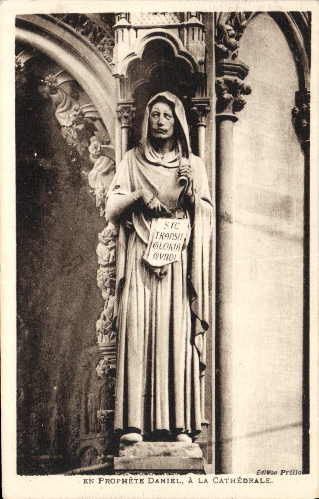 POSTAL Metz de la VENDIMIA el profeta Daniel de Guillermo de la estatua con la catedral