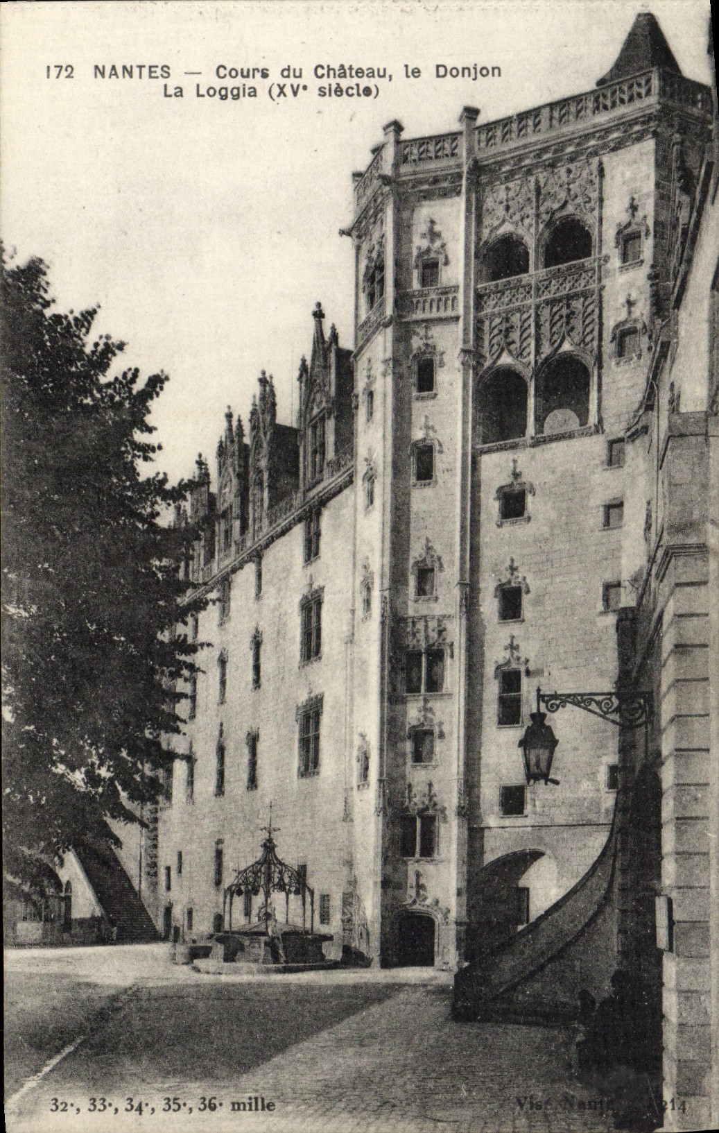 VINTAGE POSTCARD Nantes Course of the Castle the Keep the loggia