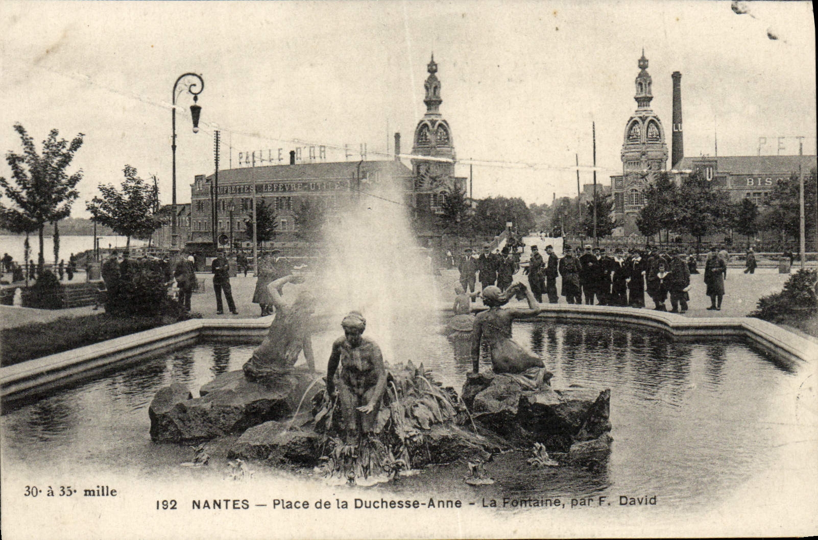 VINTAGE POSTCARD Nantes Places of the Duchess Anne the fountain by F David Paille of Gold