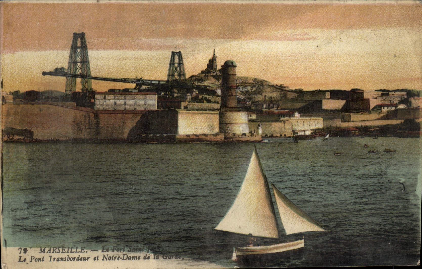 CPA Marseille Le fort St Jean Le pont transbordeur et Notre Dame de la Garde Bateau