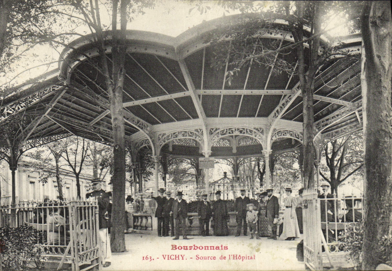 CPA Vichy Source de L'Hopital