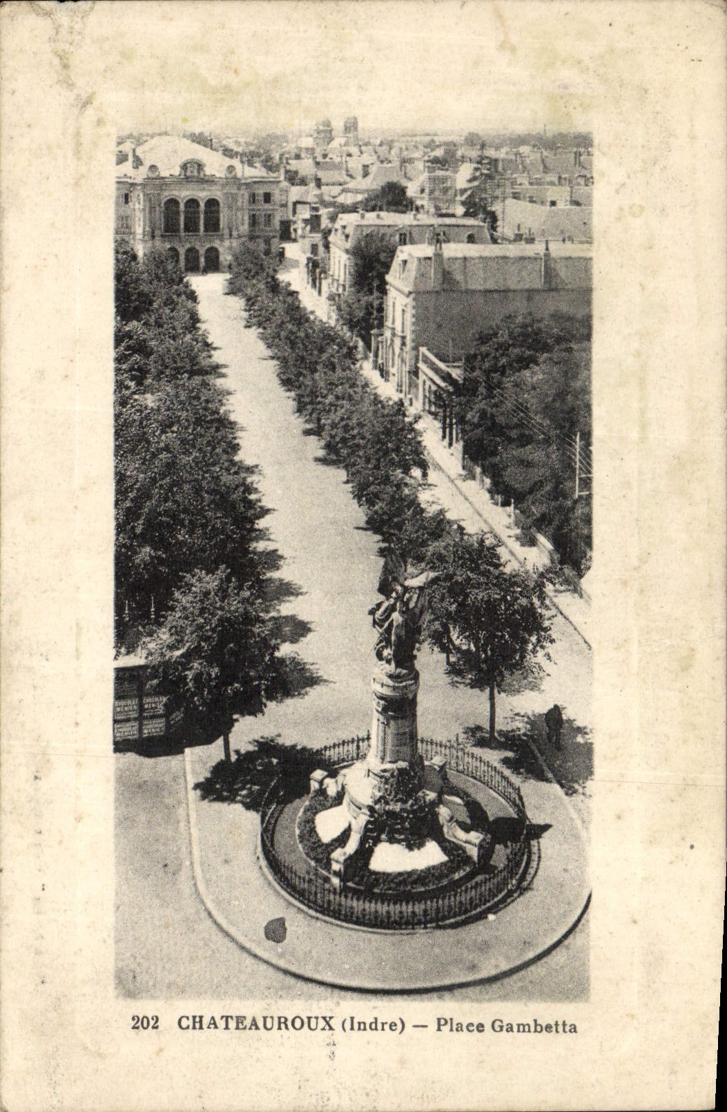 CPA Chateauroux Place Gambetta