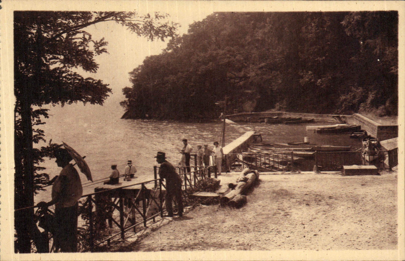 VINTAGE POSTCARD Surroundings Of Aix Les Bains Bourdeau the Small Port