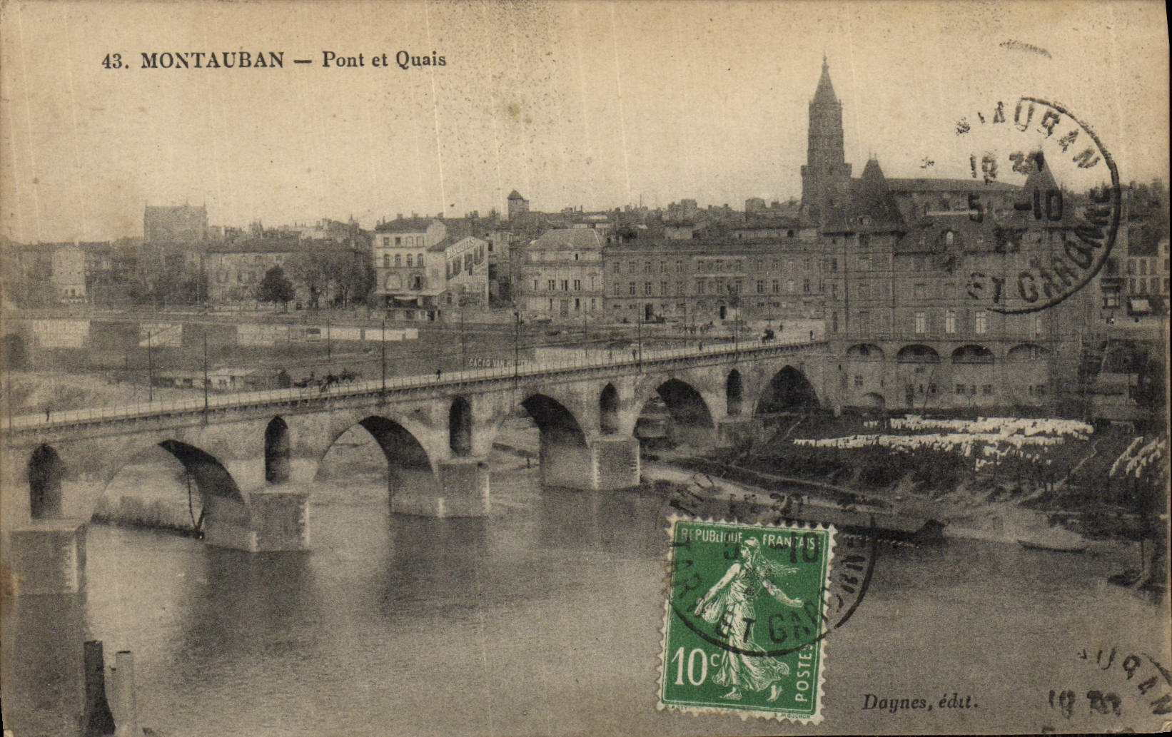 VINTAGE POSTCARD Montauban Bridge and Quais