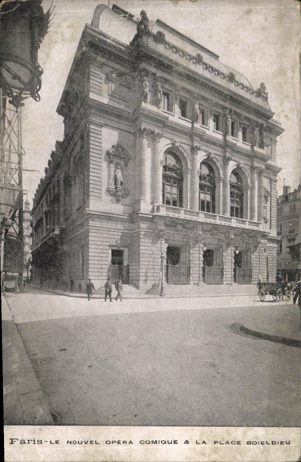 VINTAGE POSTCARD Paris the New Comic Opera the Beach