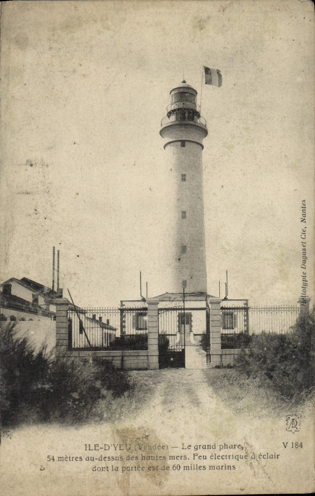 VINTAGE POSTCARD island of Yeu the large headlight
