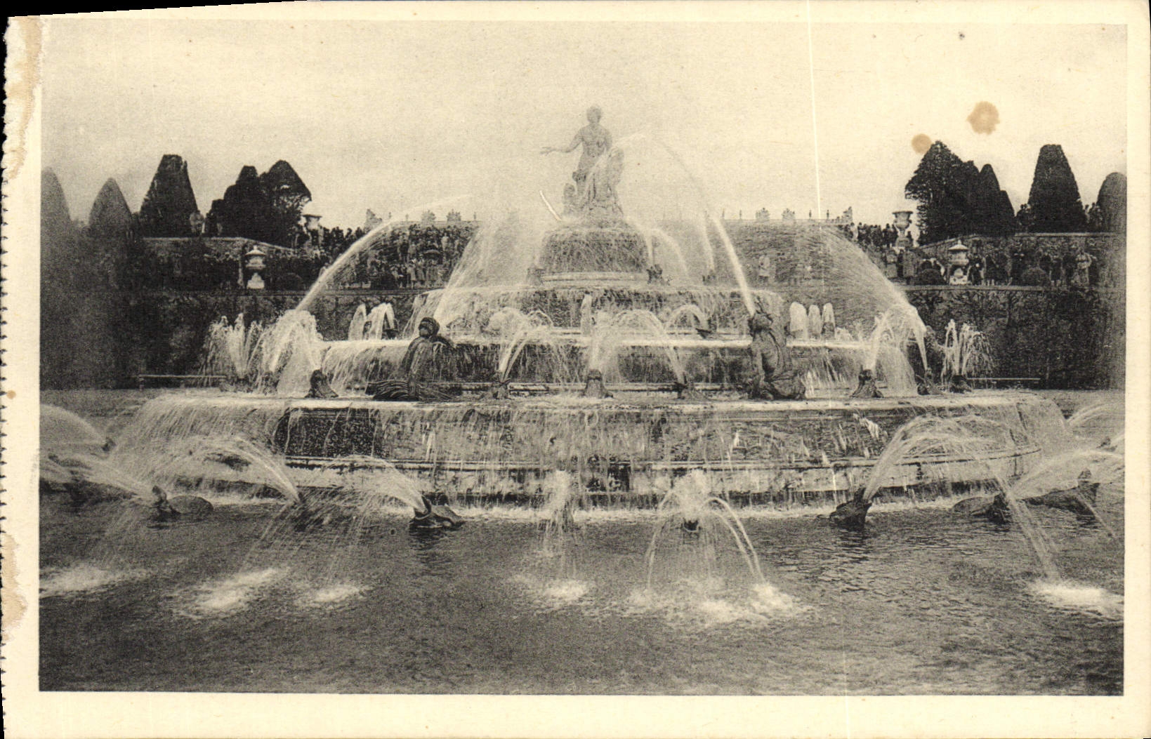 CPA Palais De Versailles Le Bassin De Latone Grandes Eaux