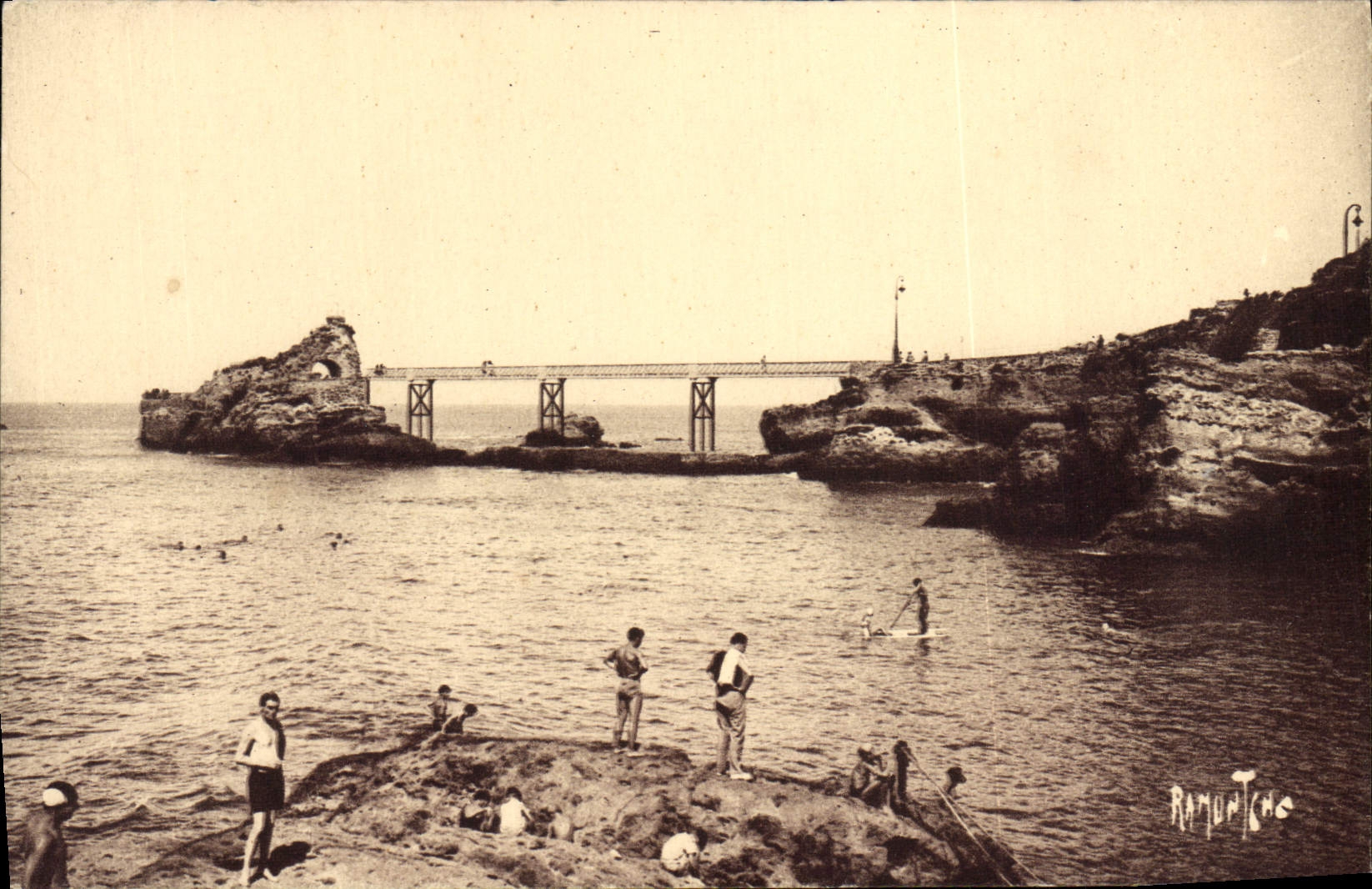 CPA Biarritz Rocher de la vierge 