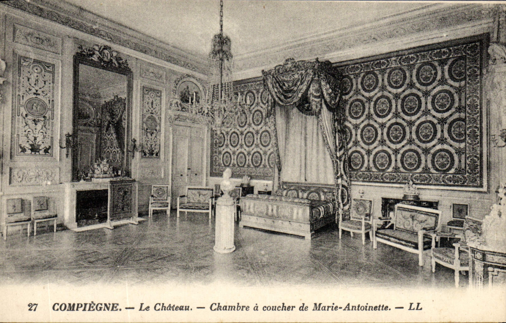 El sitio del castillo de Compiegne de la POSTAL de la VENDIMIA tiene que dormir de Marie Antonieta