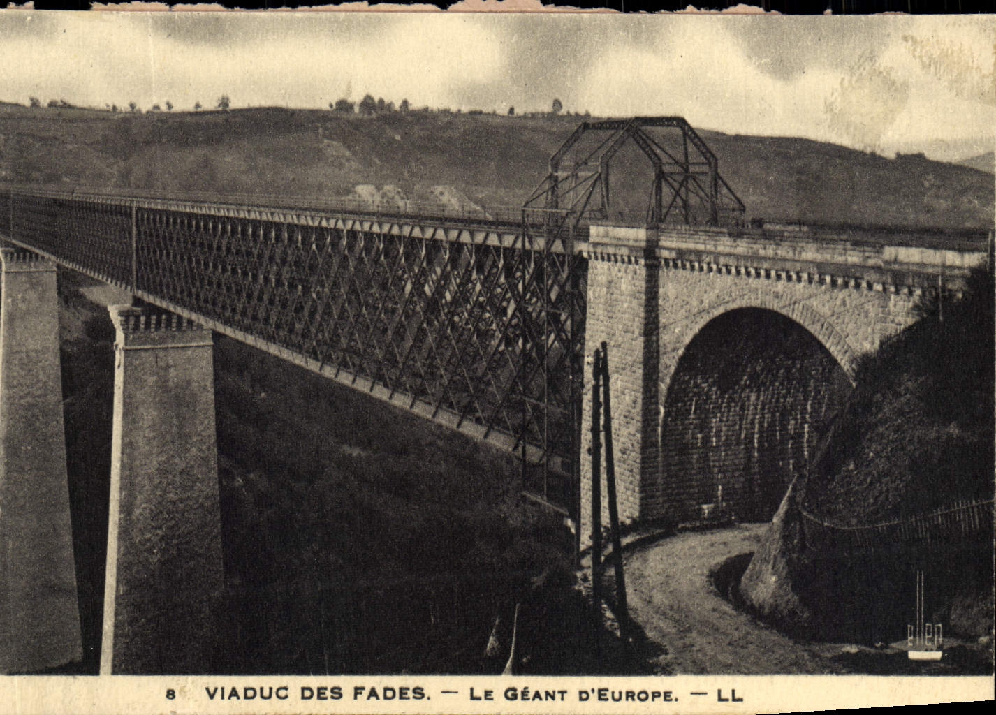 CPA Viaduc Des Fades Le Geant D'Europe