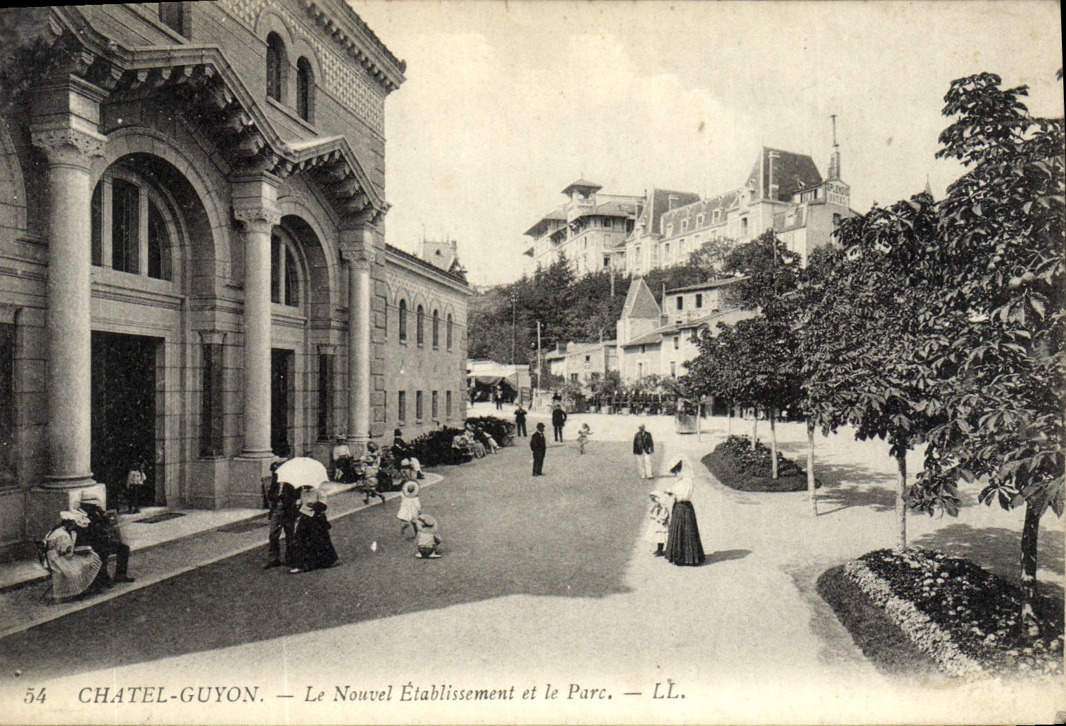 Establecimiento de Chatel Guyon de la POSTAL de la VENDIMIA nuevo y el parque