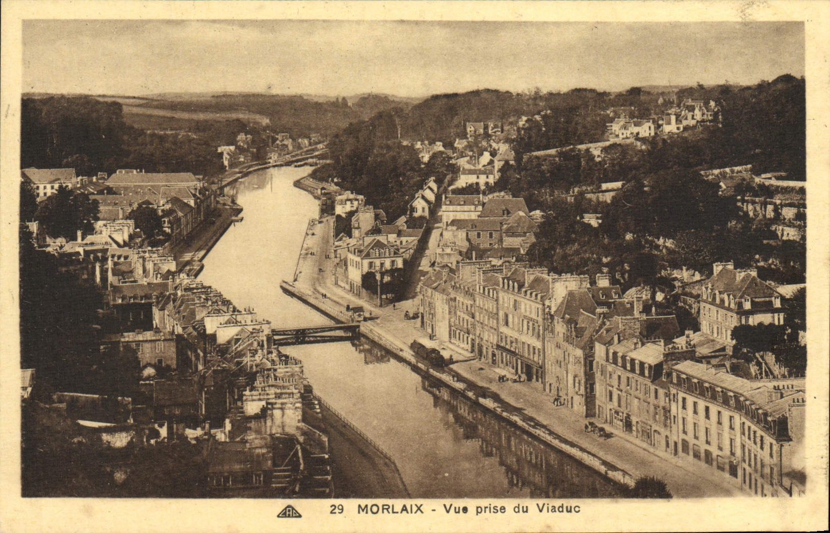 CPA Morlaix vue Prise Du Viaduc