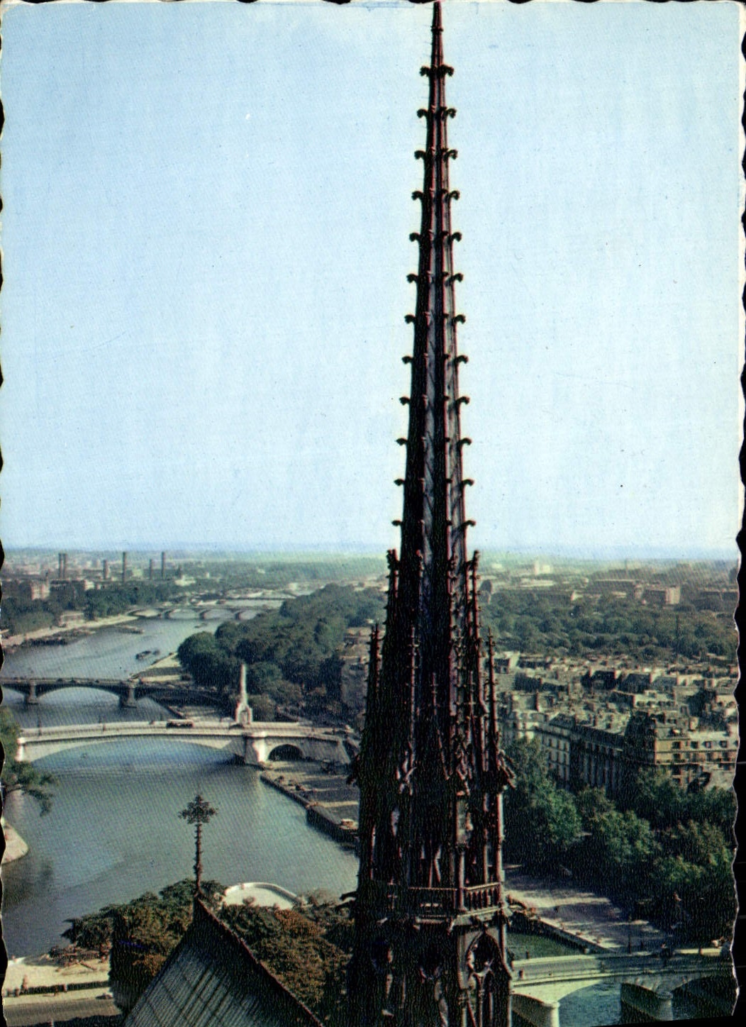 MODERN CARD Paris Arrow Of Notre Dame