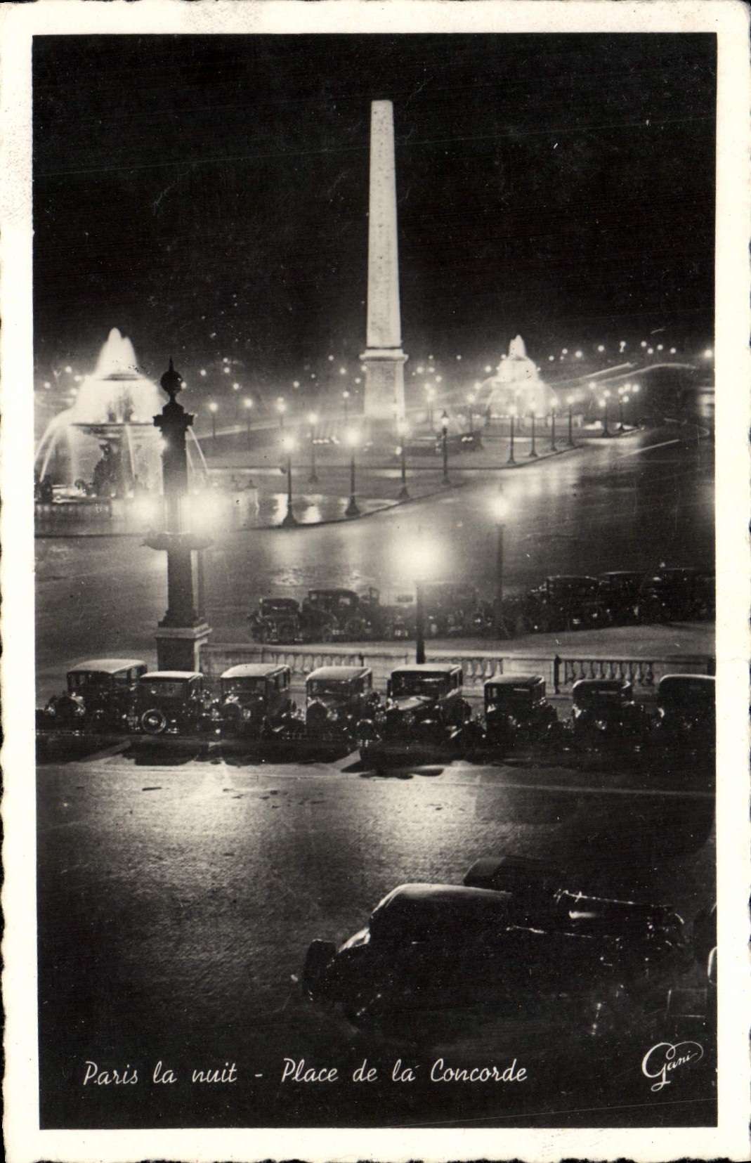 CPM Paris La Nuit Place De La Concorde