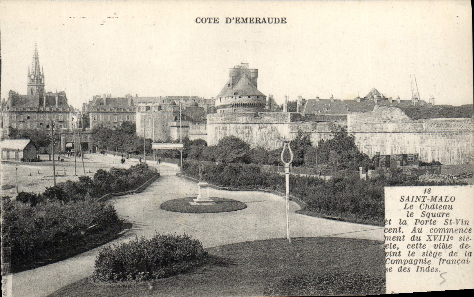 CPA Cote d'Emeraude Saint Malo Le Chateau Le Square