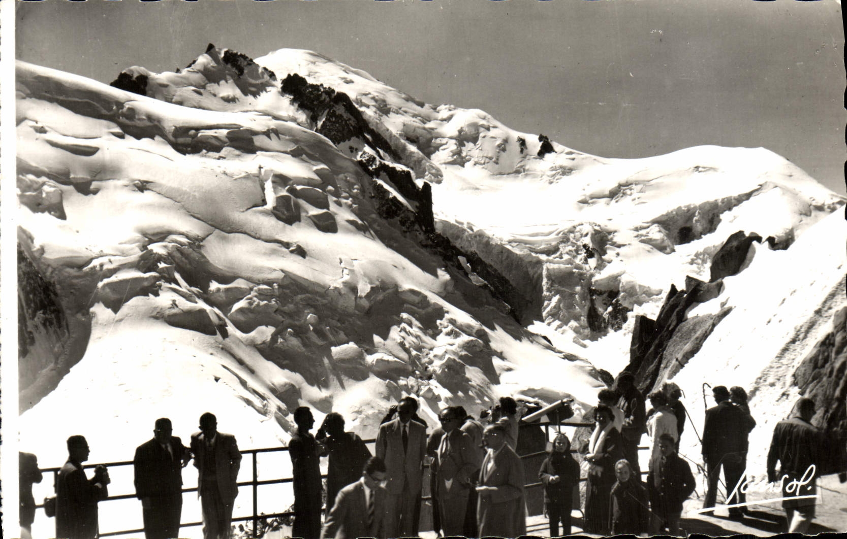 MODERN CARD Frank Valley