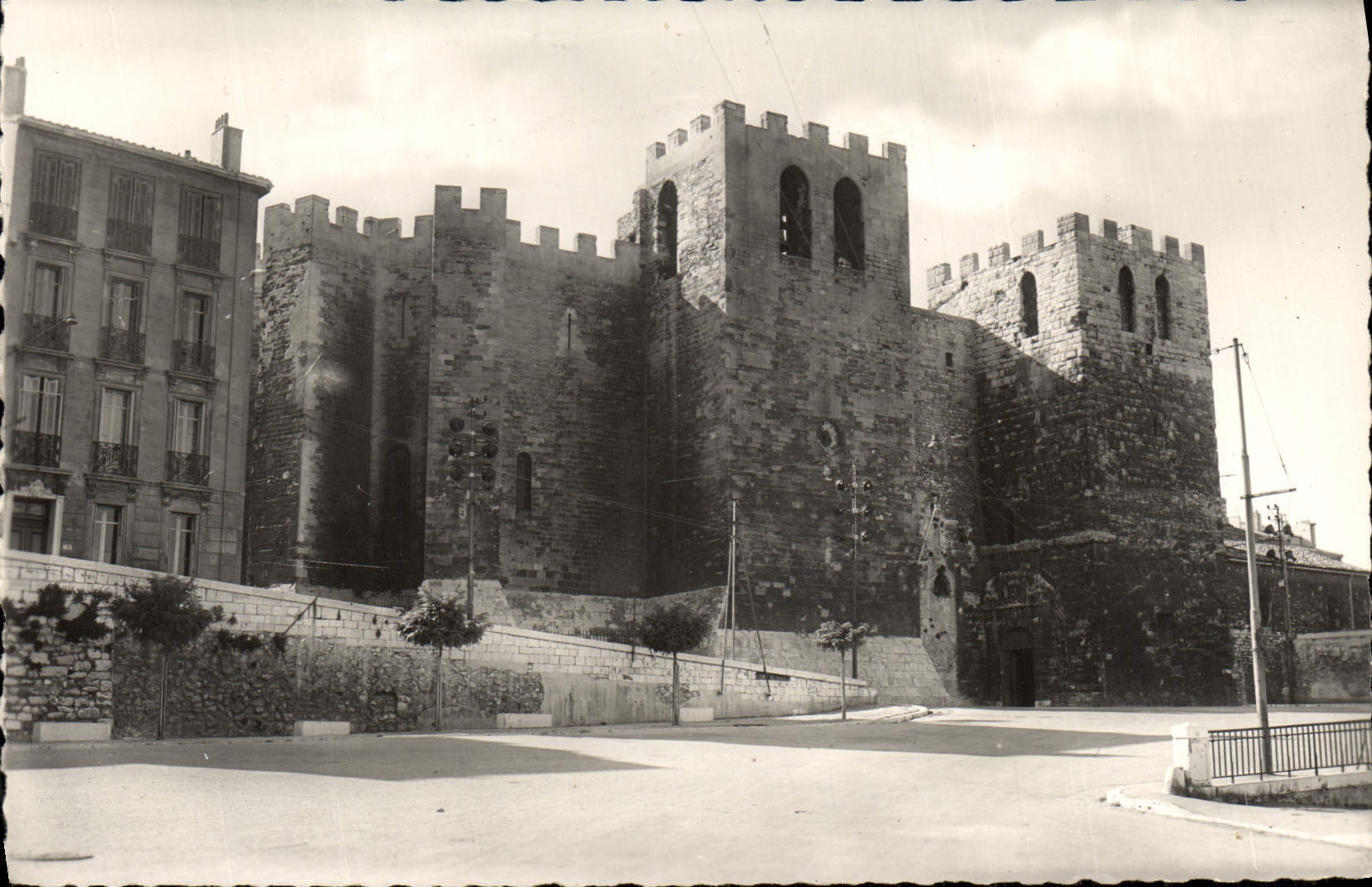 CPM Basilique St Victor Marseille