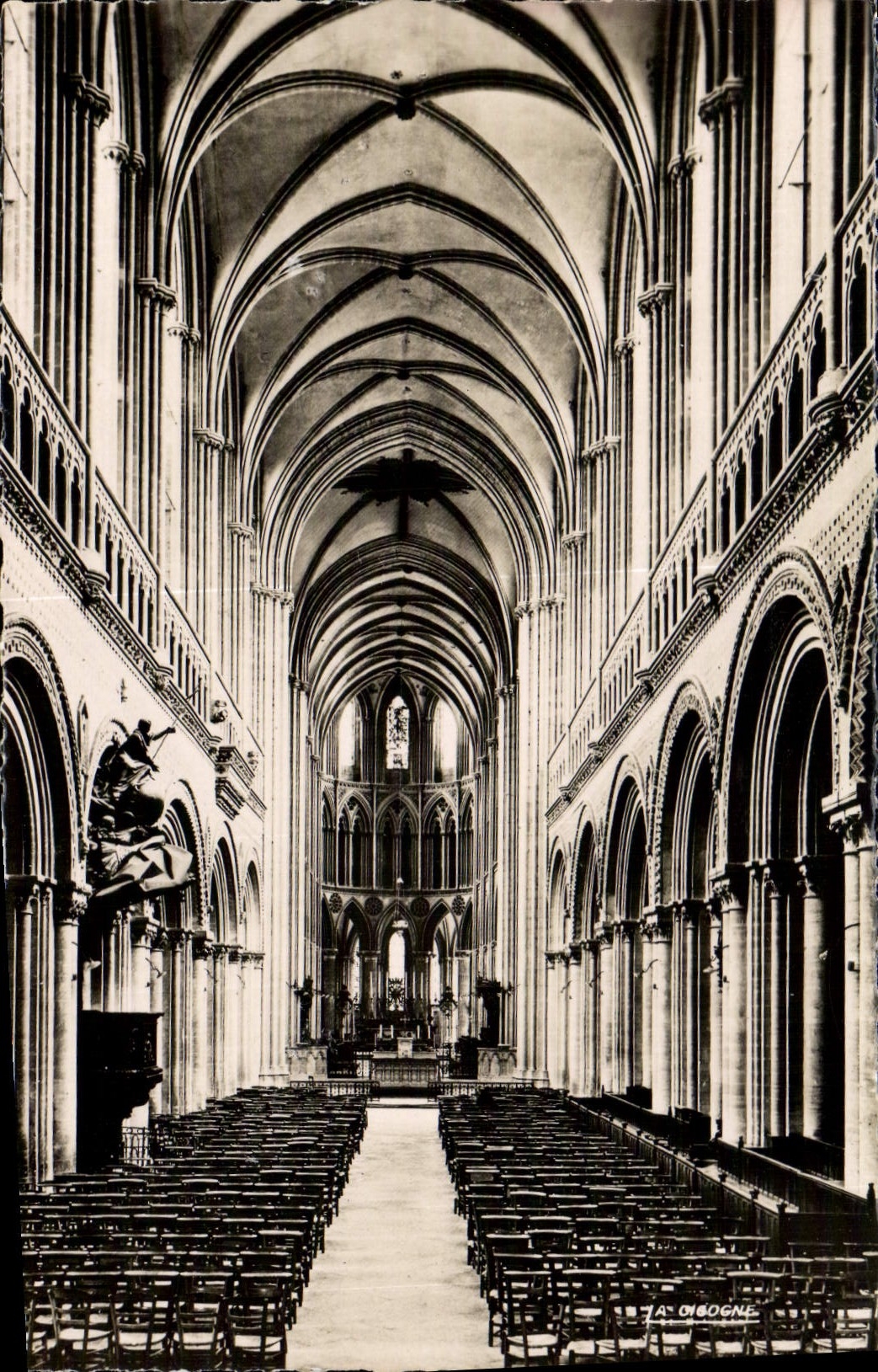 POSTAL MODERNA interior de Bayeux de la catedral