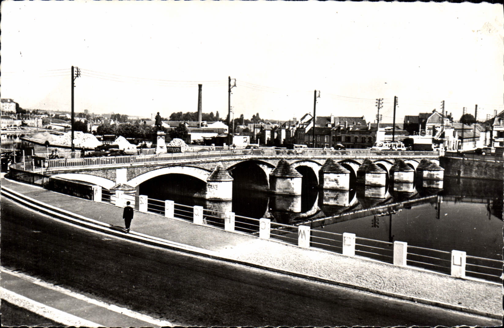 CPM Auxerre Le Pont Paul Bert