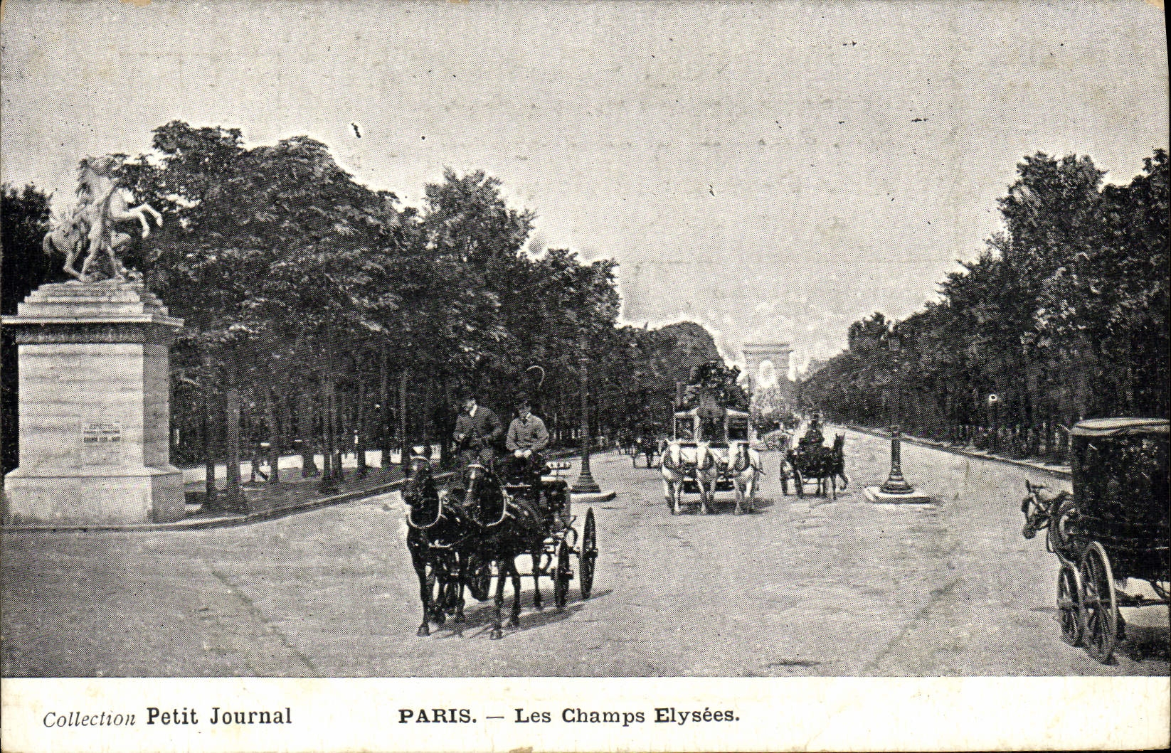 CPA Paris Les Champs Elysees