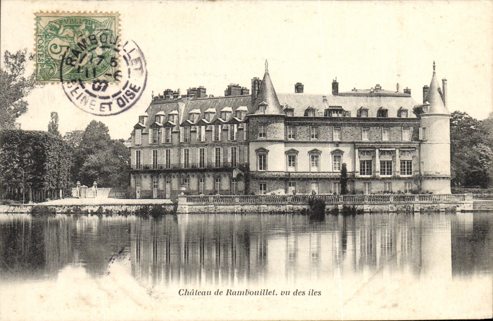 CPA Chateau De Rambouillet Vu Des Iles