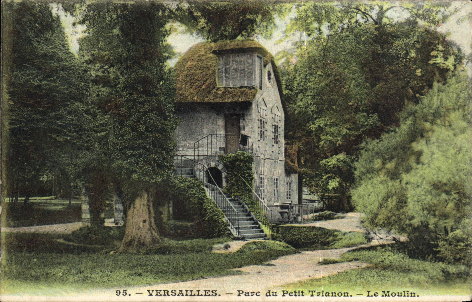 CPA Versailles Parc Du Petit Trianon Le Moulin