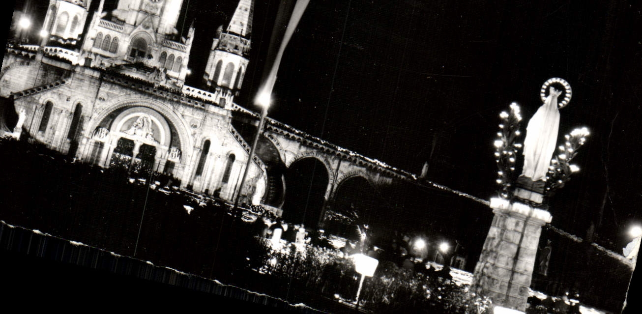 MODERN CARD Heavy Illuminations On the Basilica