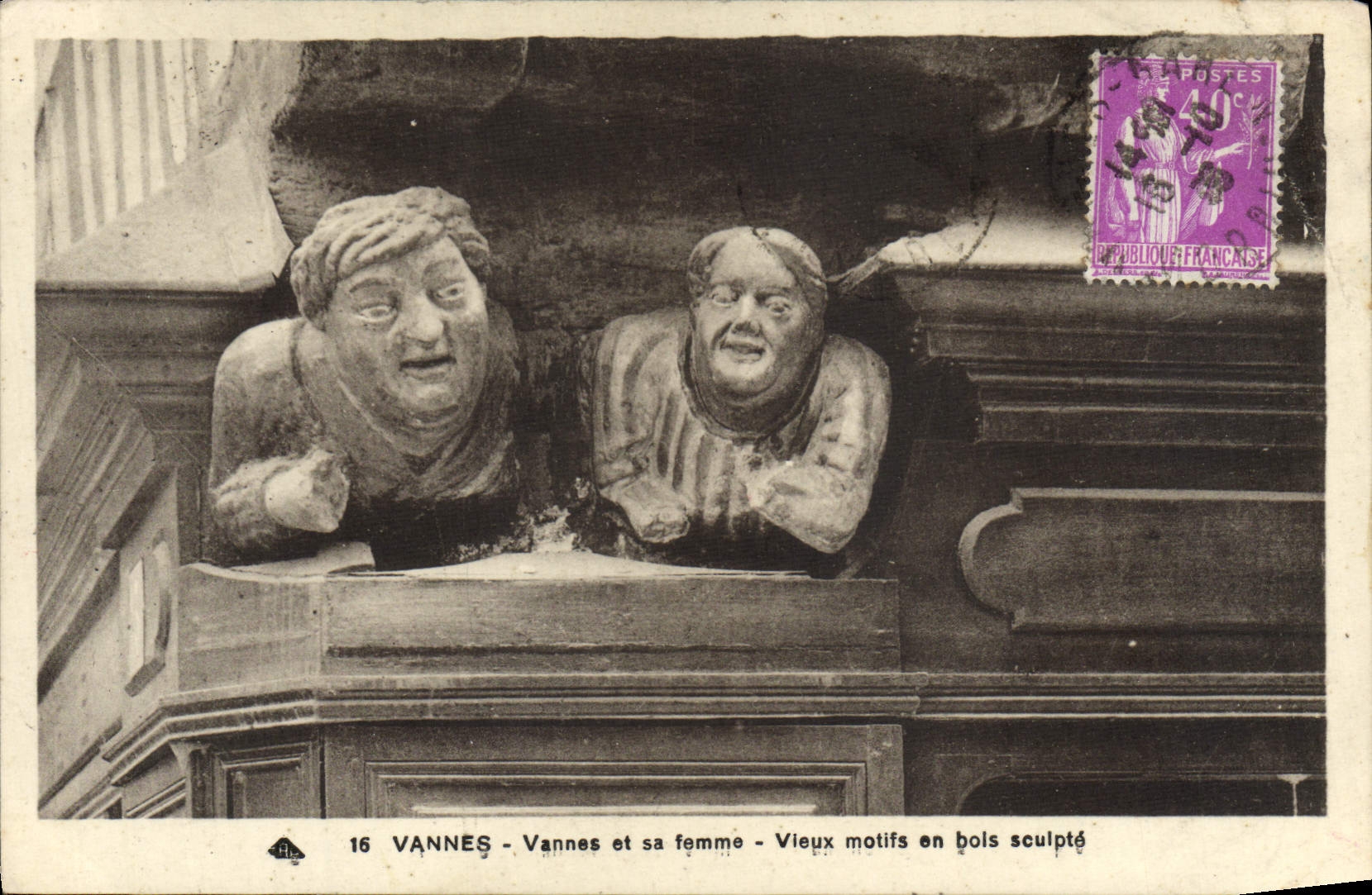 VINTAGE POSTCARD Valves And His Wife Old man Reasons Out of Wood Carves