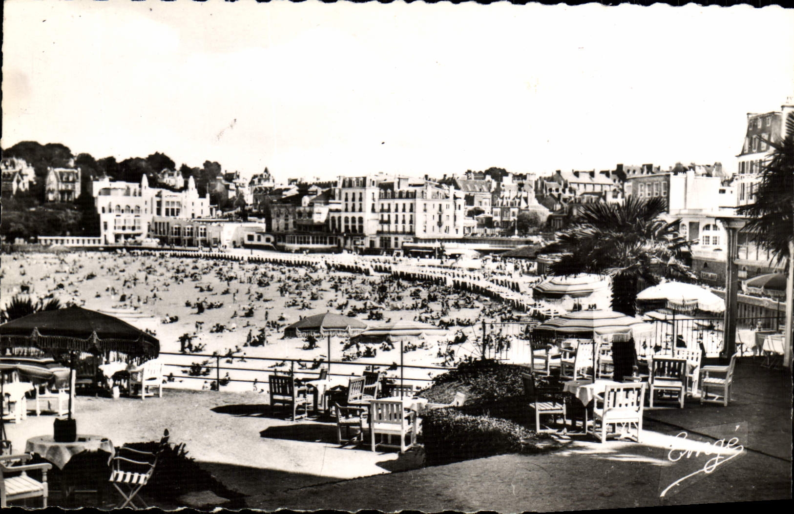 CPM Dinard La Plage Le Casino