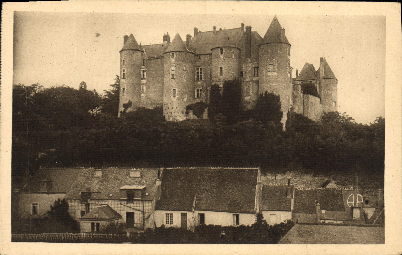 CPA Luynes Le Chateau Facade Sud Ouest